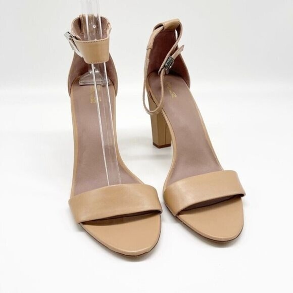 DIANE VON FURSTENBERG Chainlink Leather Sandals - Picture 4 of 9